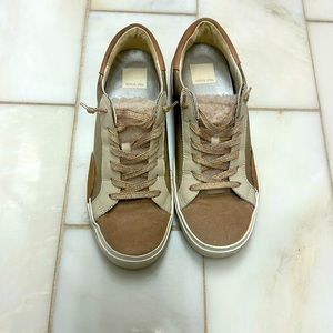 Dolce Vita Sherpa 7.5 sneakers